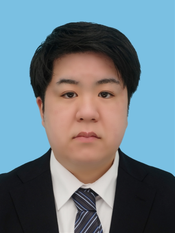 運営者の顔写真